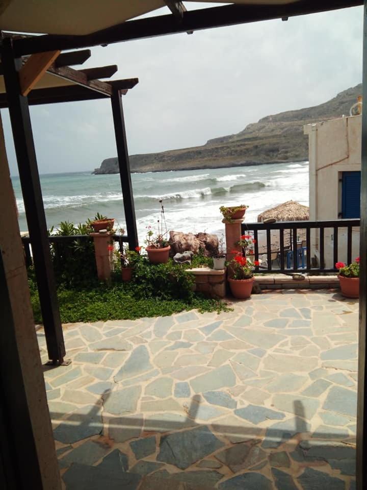 Coral Front Beach Zekros Exterior photo