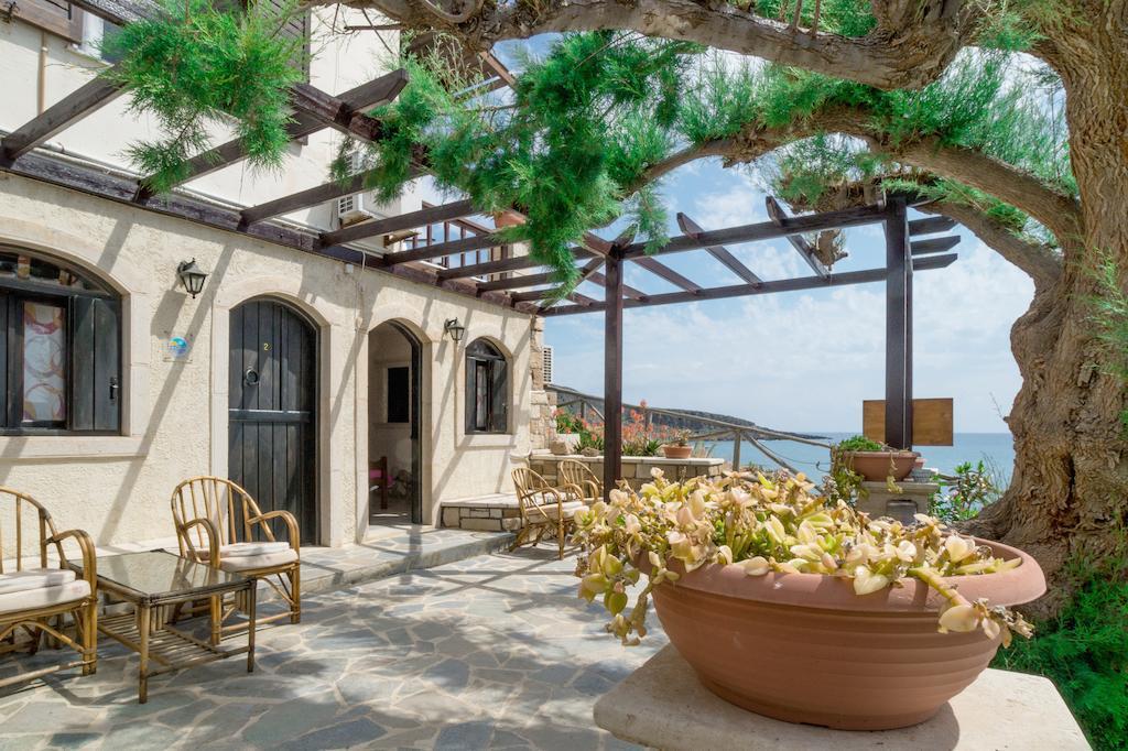 Coral Front Beach Zekros Exterior photo