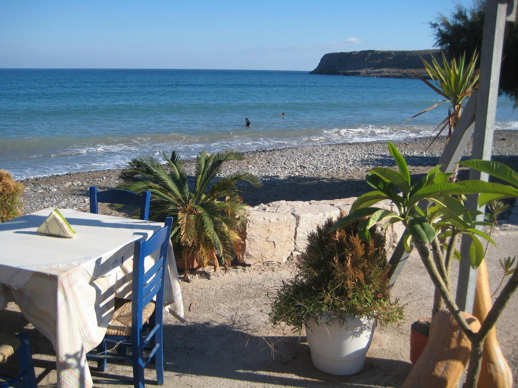 Coral Front Beach Zekros Exterior photo