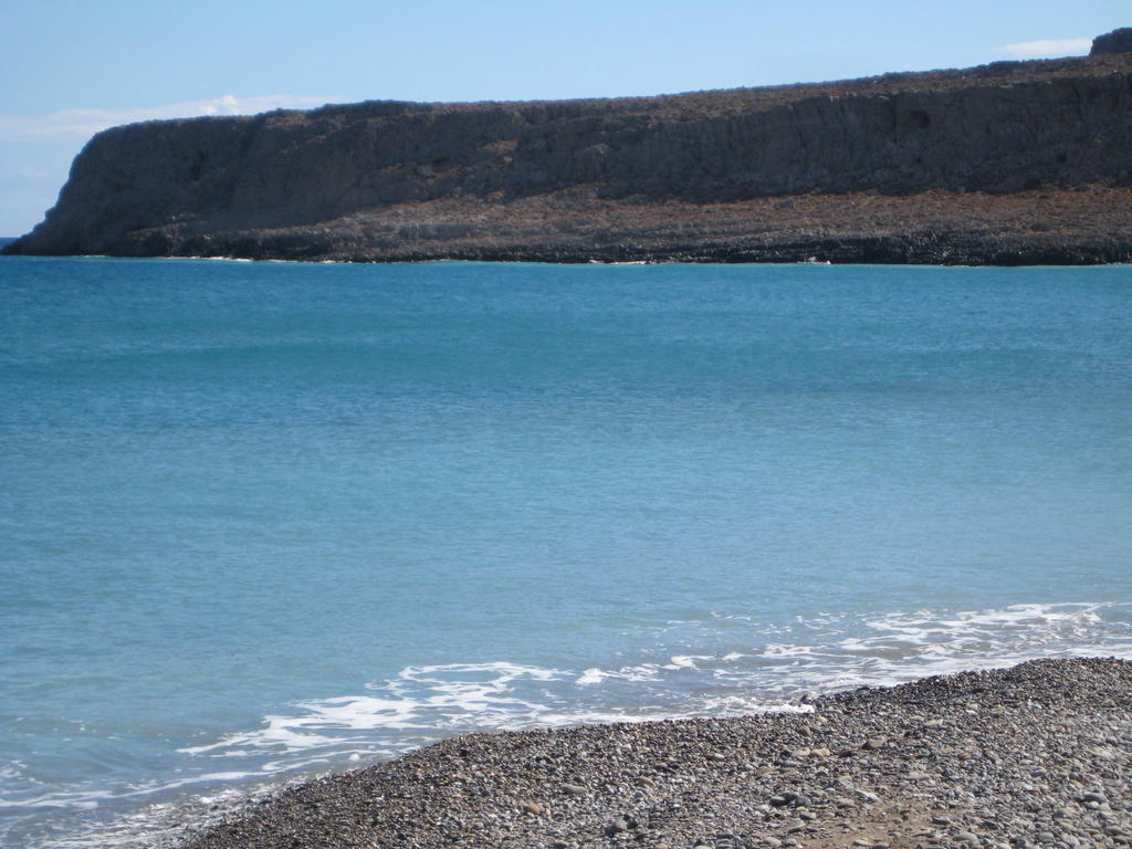 Coral Front Beach Zekros Exterior photo